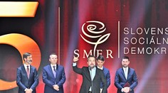 FOTO: Smer oslavuje na sneme 25. výročie vzniku. Zeman ich vyzval na spojenie s Hlasom