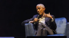 Trump zdieľal video, na ktorom bol jeho predchodca zobrazený ako opica. Obama prvýkrát zareagoval