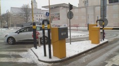 Chaos s parkovaním v Košiciach pokračuje. Peniaze inkasuje mesto aj súkromná firma