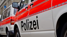 Ženu prešlo trikrát jej vlastné auto. S vážnymi zraneniami skončila v nemocnici