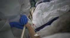 Smutný rekord: Za posledný deň pribudol vo svete najvyšší počet úmrtí na COVID-19