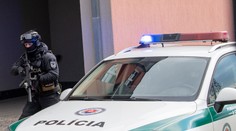 Muž, ktorý údajne pripravoval vraždu policajta, ide do väzby