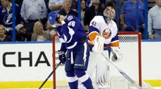 Islanders s Halákom v bráne natiahli šnúru prehier, nad ich sily bola aj Tampa