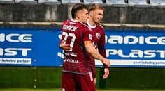 VIDEO: Ruka na Zemplíne rozvírila vášne, mala sa kopať penalta? Podbrezová rozložila oslabené Michalovce