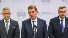 Tri mesiace poriadne nepracovali, no platy im aj tak narástli. Poslanci si prilepšia o stovky eur mesačne