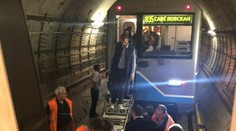V moskovskom metre uviazlo tisíc pasažierov