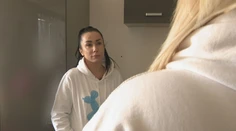 Keď prehovorí jedna, ozvú sa ďalšie. Danielu, ktorá roky žila s tyranom, sme prvýkrát vzali na výlet do iného mesta
