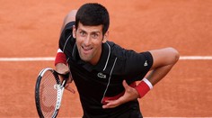 Roland Garros: Djokovič postúpil medzi osem najlepších, jeho forma stúpa