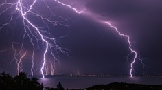 Meteorológovia opísali gigantický blesk. Bol dlhší ako Slovensko a rozžiaril nebo nad Brazíliou