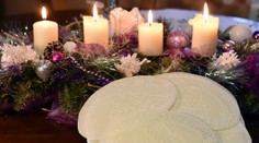 Viete, čo symbolizujú na vianočnom stole oblátky, med a cesnak?