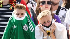 Ohlasy na vypadnutie Nemcov: Brazílska televízia ich totálne vysmiala, Ballackova ostrá kritika