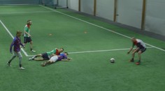 VIDEO: Opitý futbal hitom internetu. Pil si? Znela najčastejšia otázka rozhodcu