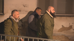 Vémola ostáva po operácii v nemocnici. Nie je jasné, kedy ho prepustia, ani čo s ním ďalej bude