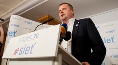 Pätica Procházkových kritikov hrozí neúčasťou na sneme