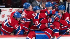 VIDEO: Montreal potiahla za výhrou tretia formácia. Hellebuyck tentokrát svoj tím príliš nepodržal