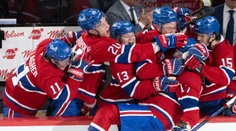 VIDEO: Montreal potiahla za výhrou tretia formácia. Hellebuyck tentokrát svoj tím príliš nepodržal