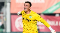 Rok nechytal, teraz mu šatňa spieva ódy o reprezentácii. Veľký slovenský talent žiari v slávnom klube (rozhovor)