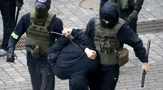 Počas protivládnych protestov v Bielorusku zadržali viac ako 1000 ľudí