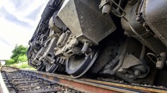 Zrážka nákladných vlakov v okrese Teplice má jednu obeť a jedného zraneného