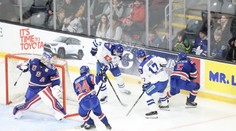 Slováci do 20 rokov opäť schytali šestku. V generálke na MS však topfavoritovi vzdorovali