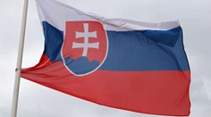 Ktorá verzia štátnej hymny by sa mala používať? Ministerstvo vnútra prišlo s odpoveďou