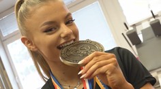 Vekom juniorka dominuje medzi ženami. Majsterka sveta vo fitnes pochádza z Trenčína