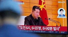 Severná Kórea odpálila tri balistické strely