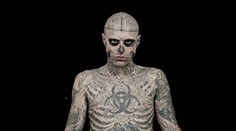 Slávneho modela Zombie Boya našli mŕtveho. Mal 32 rokov