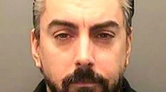 Bývalého frontmana skupiny Lostprophets zavraždili vo väzení. Odsúdili ho za sexuálne zneužívanie detí
