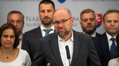 SaS podporí v prvom čítaní novelu ústavy o možnosti skrátiť volebné obdobie
