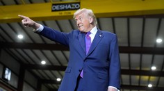 Trump nariadil zverejnenie dokumentov o UFO a mimozemšťanoch