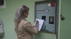 Žena má zaplatiť päťtisícový nedoplatok. Toľko elektriny však vraj nemala ako spotrebovať