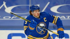 Jack Eichel sa po výmene dočká preferovanej operácie. Rekonvalescencia by mala trvať tri mesiace