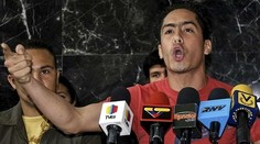 Najmladšieho poslanca a jeho manželku zavraždili