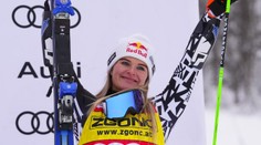 Super-G v St. Moritzi ovládla Robinsonová. Shiffrinová preteky nedokončila