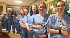 Neuveriteľná zhoda náhod. V nemocnici otehotnelo v rovnaký čas 14 sestier z jedného oddelenia