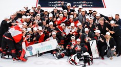 Dráma ako remeň: Fíni boli blízko k senzačnému obratu, no juniorskými majstrami sa stali Kanaďania