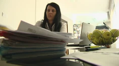 Bacharka z Leopoldova tvrdí, že ju vedenie ústavu šikanuje iba preto, že je žena