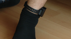Otestovali sme náramok namiesto basy na vlastnej koži