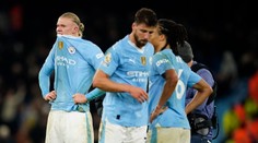 Manchester City prišiel o víťaznú sériu, bod proti Chelsea zabezpečil Rodri. Dúbravka sa z triumfu netešil