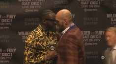 Divadlo alebo nenávisť? Furyho s Wilderom museli od seba oddeliť ochrankári