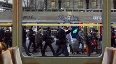 Štrajk francúzskych železničiarov narušil premávku vlakov po celej krajine