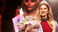 Moskovská kráľovná krásy po súťaži odletela, aby predala panenstvo v Dubaji