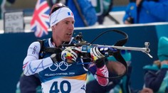 Fillon Maillet zlatý v šprinte. Borguľa postúpil do stíhačky