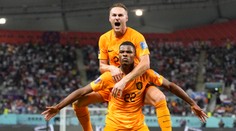 Holanďania druhý najmladší tím na šampionáte nepodcenili, Dumfries architektom postupu