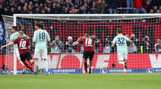 Bayern nevyužil zaváhanie Dortmundu a sám stratil body