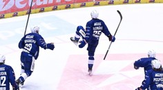 Slovenský uragán v českej extralige hneď od prvého kola. V stredu skórovalo až sedem Slovákov