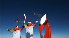 Paraolympijský oheň zapália z „pera vtáka Ohniváka“ a vatry šamanov