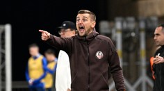 Pred mesiacom valcovali, teraz sa topia. Tréner Podbrezovej na rovinu o osobných cieľoch v kabíne