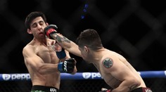 V Mexiku sa darilo domácim bojovníkom. V hlavnom zápase oslavoval Moreno, Torres knokautoval súpera